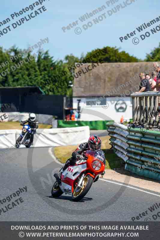 Vintage motorcycle club;eventdigitalimages;mallory park;mallory park trackday photographs;no limits trackdays;peter wileman photography;trackday digital images;trackday photos;vmcc festival 1000 bikes photographs